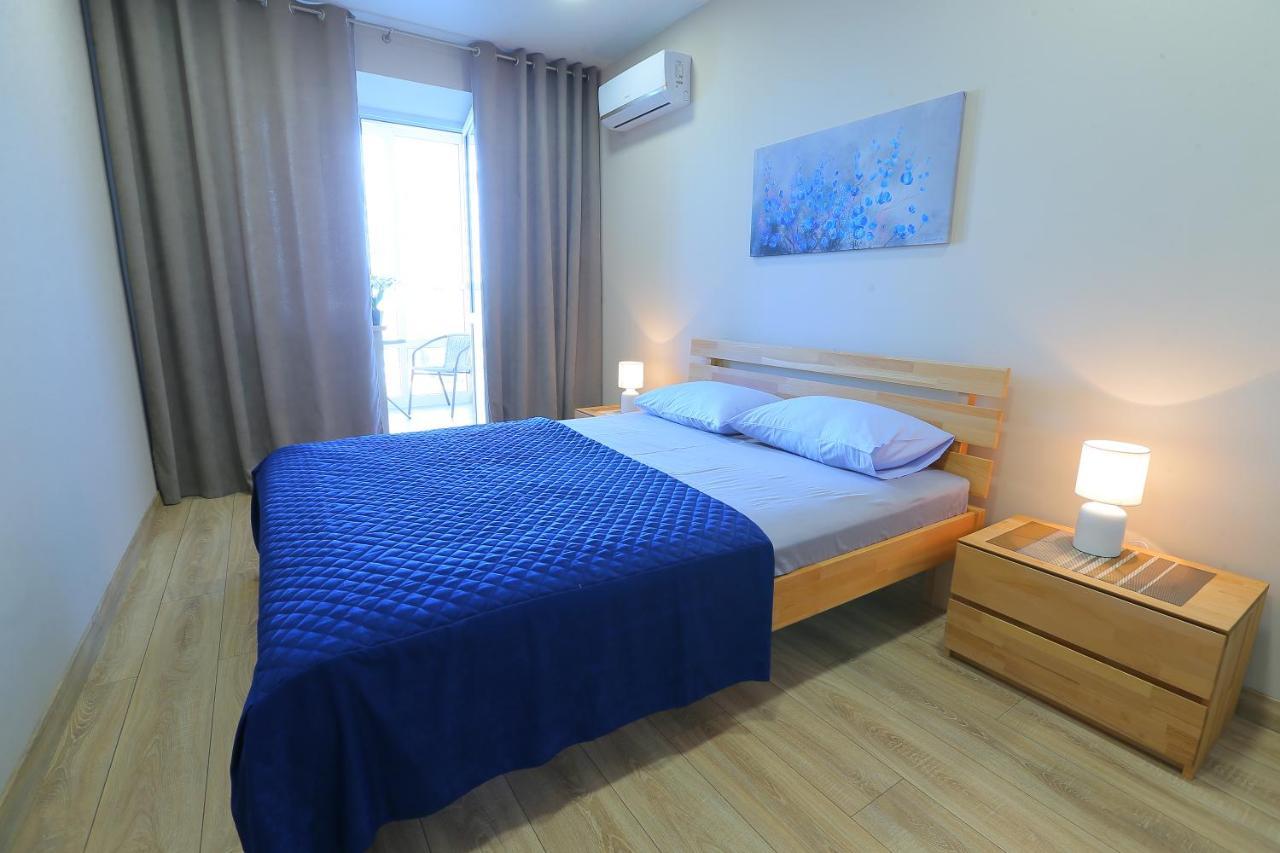 Stylish 2-rooms Apartment Kyiv